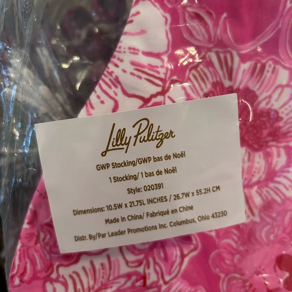 Lilly Pulitzer Sun She'll Pink Feeling Poppy Christmas Stocking NWT - Picture 3 of 4